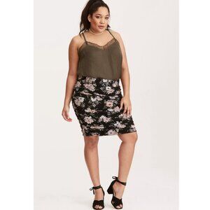 Torrid 3 Black Floral Shirred Jersey Knit Mini Skirt 3X 22 24